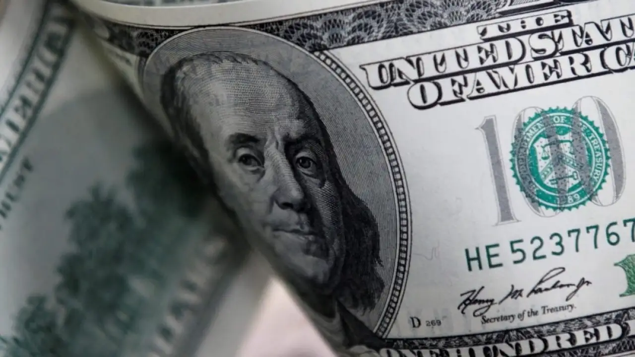 ارتفاع سعر صرف الدولار أمام العملات الأجنبية وسط تصاعد التوترات بين واشنطن وطهران